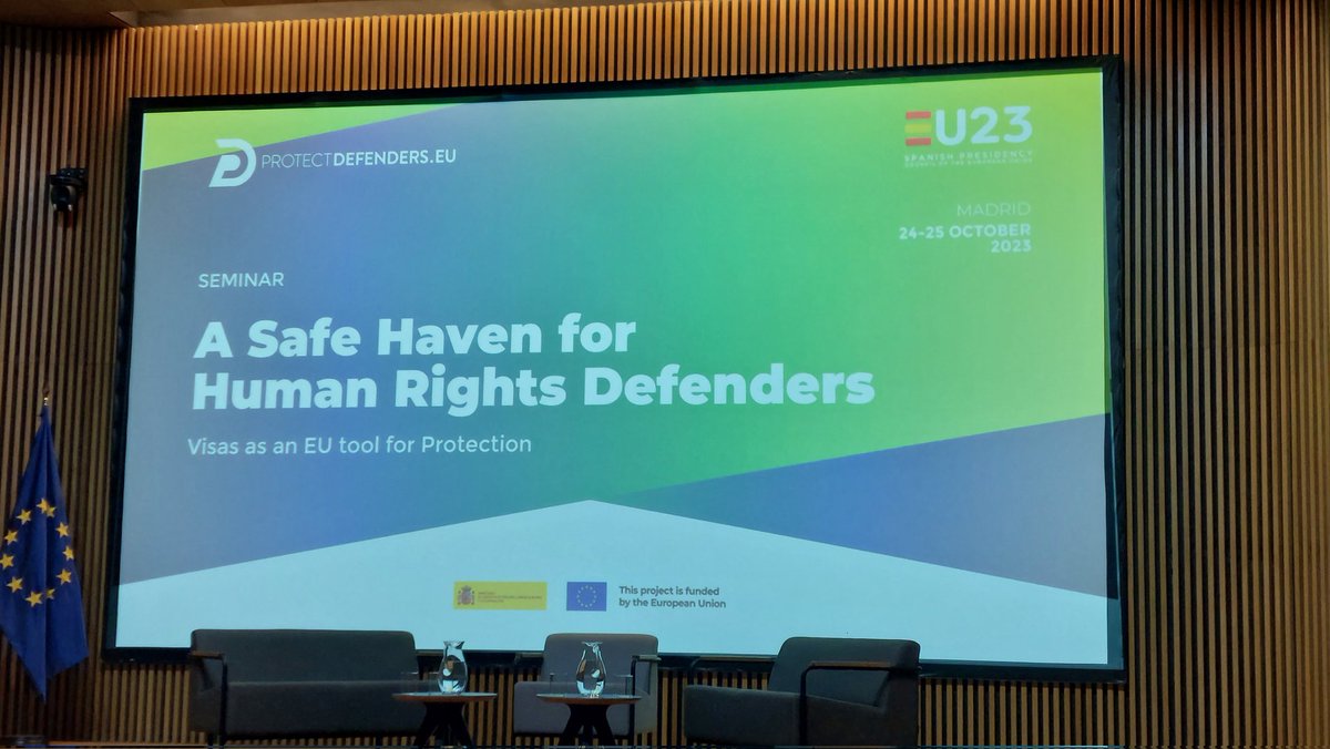 Hoy estamos @amnistiaespana en el seminario 'Refugio seguro para personas #defensoras de derechos humanos': rol de la #UE. Interesante y necesario debatir sobre la importancia de las visas en #UE @ProtectHRD_EU #protectdefenders @MAECgob