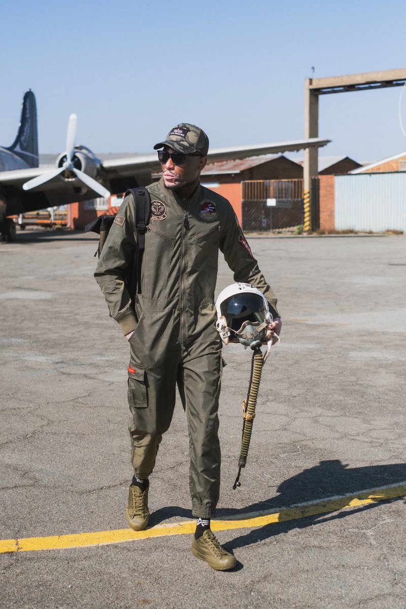 alphaind_sa's tweet image. Make power moves in the Alpha Industries flight suit.

#AlphaIndustries
#AlphaIndustriesSA
#Flightsuits