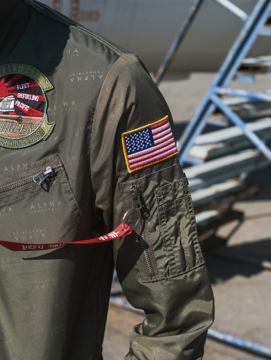 alphaind_sa's tweet image. Make power moves in the Alpha Industries flight suit.

#AlphaIndustries
#AlphaIndustriesSA
#Flightsuits