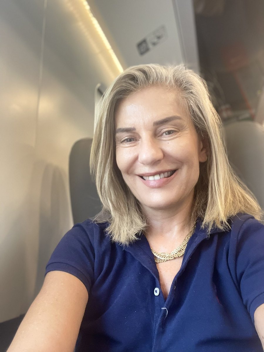 ElenaBasileIT's tweet image. Ai tanti che mi chiedono ritorno in TV:

Ho osato criticare un conduttore 

La casta dei giornalisti si richiude a riccio

Neanche #Bianca Berlinguer o #lilligruber
si rivoltano contro regole da corporazione?

Che tristezza

E il diritto a una giusta informazione?

Art. #TPI