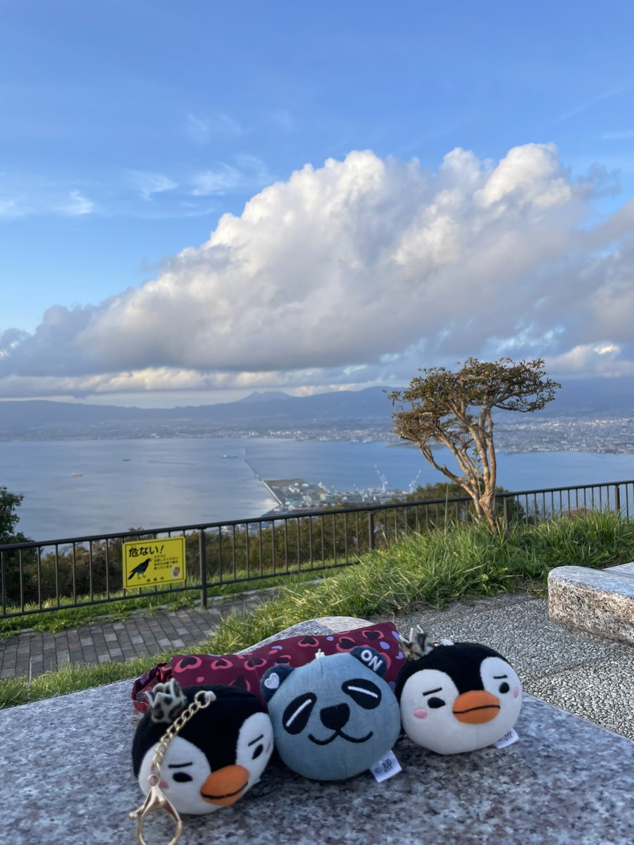 PenpenTravels's tweet photo. While these Penpens were in Hakodate, Hokkaido they had so much fun and enjoyed every corner of the city!! Piyoung and PanKay joined them.

#Penpentravels #JUNHO #LeeJunho https://t.co/jiSRd4ORfu