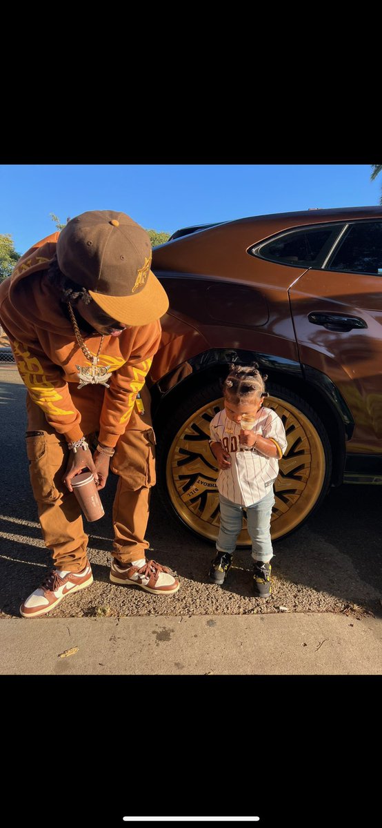 $ ¥ € £ tweet media