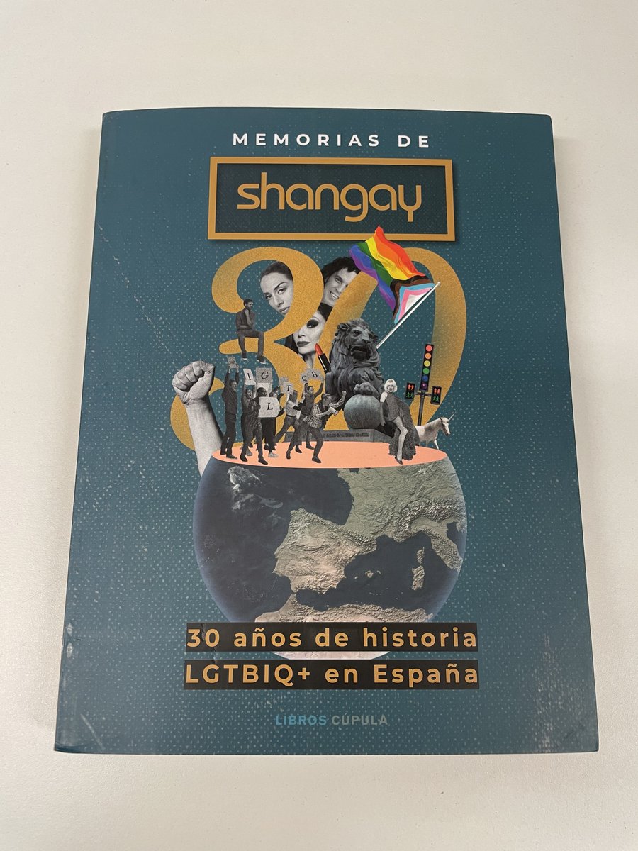 #Historia #LGTB 🏳️‍🌈🏳️‍⚧️📚Memorias de Shangay: 30 años de historia LGTBIQ+ en España

Lectura obligatoria para conocer nuestra historia. Los cambios y avances en la comunidad LGTBIQ+ a través de los 30 años de historia de la emblemática revista <a href="/Shangaycom/">Shangay</a> 

togayther.es/noticias/libro…