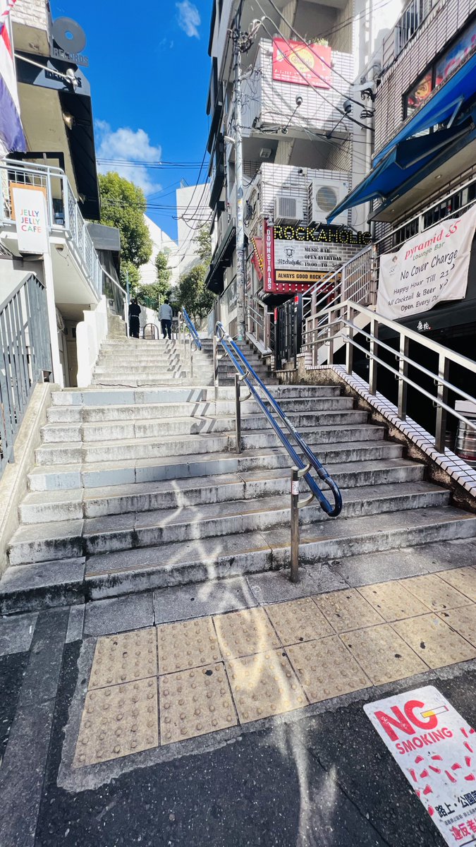 yoou0510's tweet photo. 呪術廻戦のEDここだよね？ https://t.co/DcJ0UP4WLX