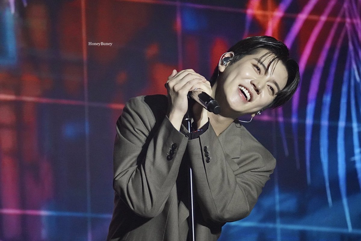 buneymingi's tweet photo. 231022 REN FAN CONCERT [Ren’dezvous] in HONGKONG 
#렌 #REN #최민기 #CHOIMINGI #ChoiMingi #Ready_to_Move #RENdezvous_inHK @REN_BPM https://t.co/VpKUhykUKz