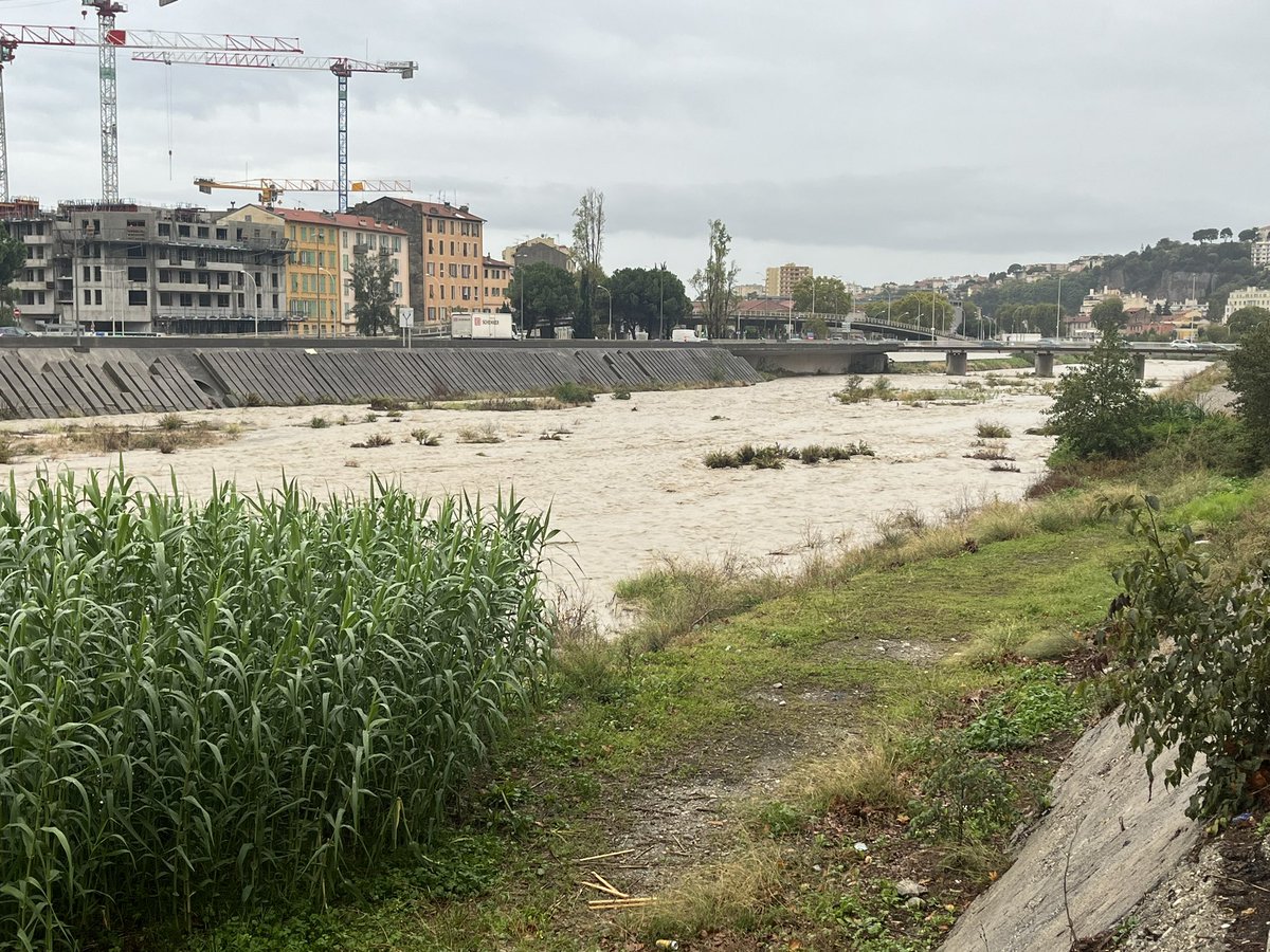 🟠#VigilanceOrange 🟠
La pluie continue de tomber à #nice06
Le Paillon gonfle 📈
#meteo06 
#CotedAzurFrance