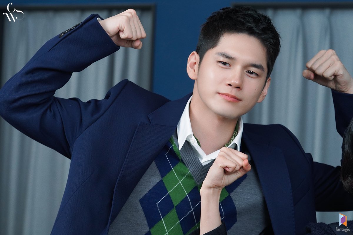 fantagiogroup's tweet photo. [#옹성우][포스트] 잘생겼어, 내 스타일이야!

▶ https://t.co/gZ6GVmMckb

#네이버_포스트 #ONGSEONGWU https://t.co/mSr0Fa6EkD