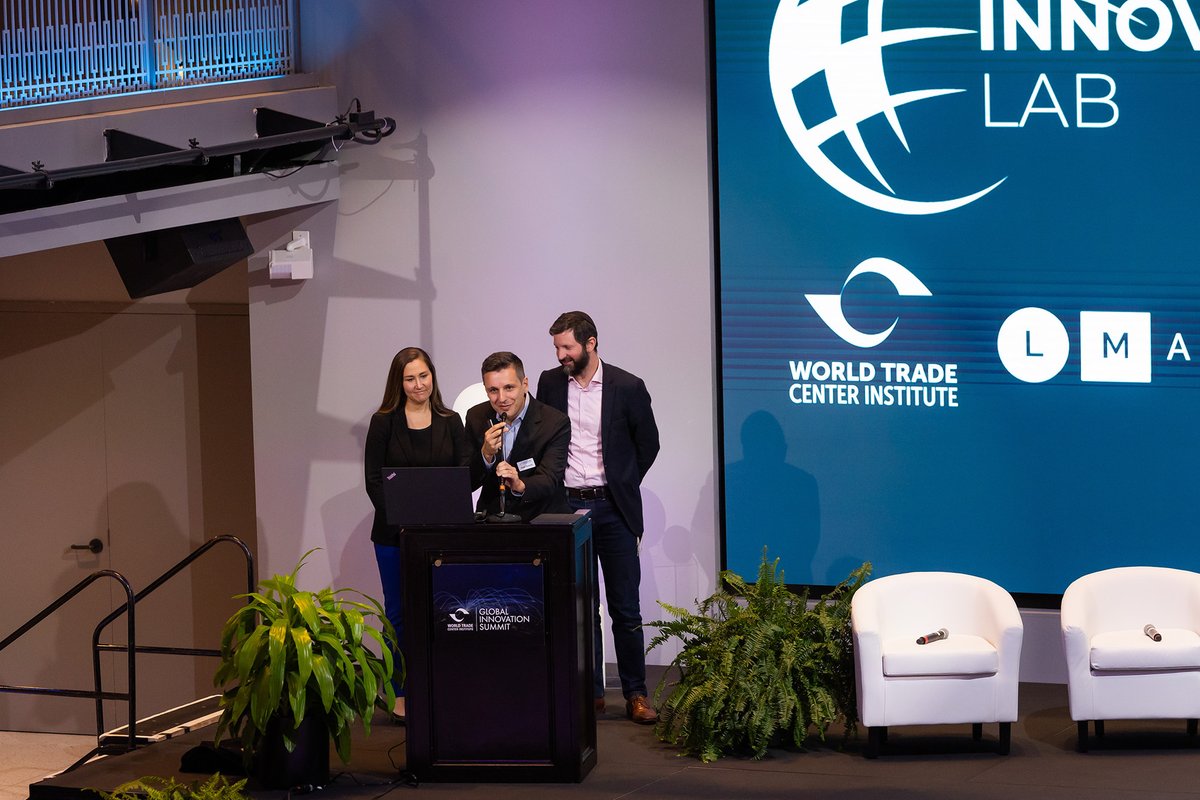 Daniel Saunders tweet media