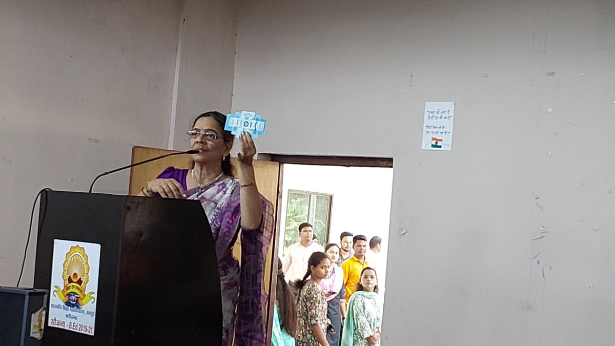 dranuharshal's tweet image. Thanks #SCERT Director, Additional Director J.P.Rath, Principal Pushpa Kispotta Mam #CollegeofTeachersEducation and lovely staff members for hosting a #Foldscope session for their B.Ed./M.Ed. students, leaders of tommorrow #Raipur #Chhattisgarh indebted 2u #AlkaPanda @biopatrika