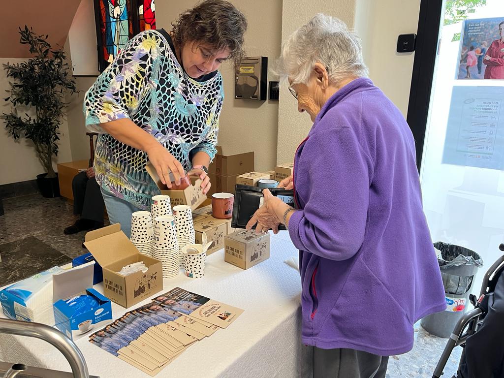 SJDTerresLleida's tweet image. L’objectiu del #CafèSolidariSJD és donar a conèixer la problemàtica de la #SoledatNoDesitjada. I és que, sovint, no som capaces de veure les realitats que ens envolten.