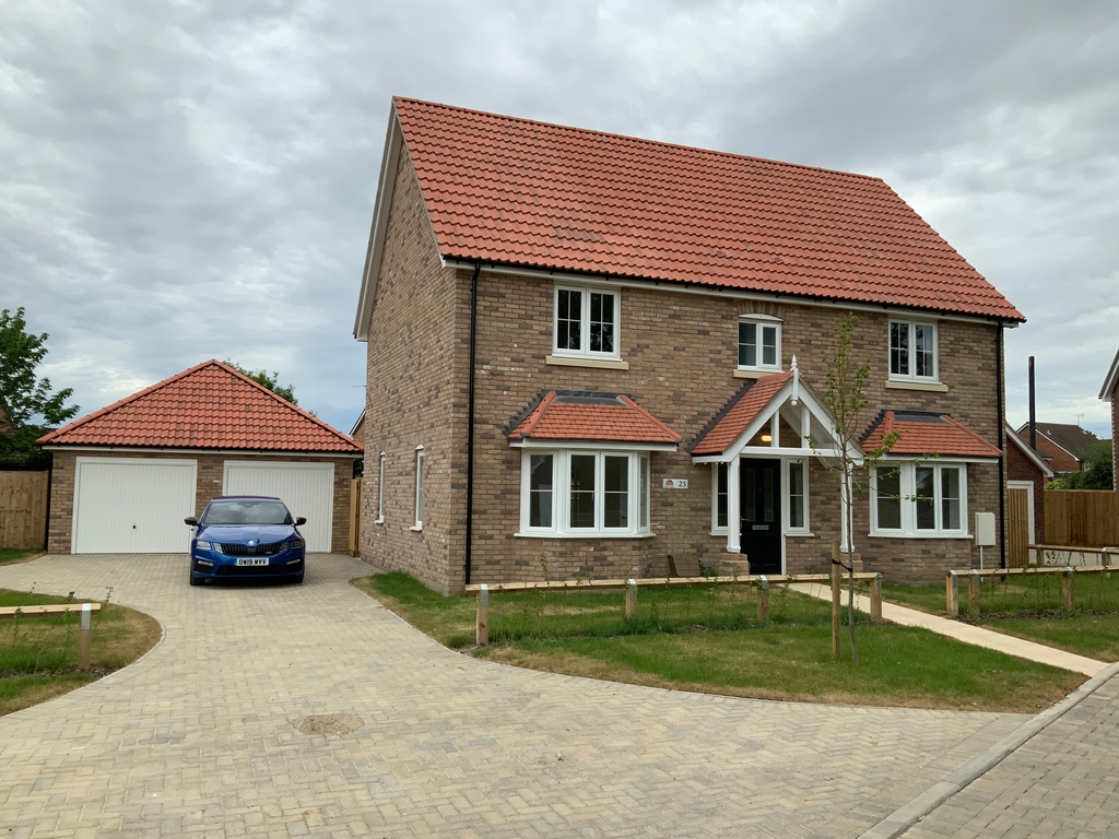 Morgan Sloane tweet media