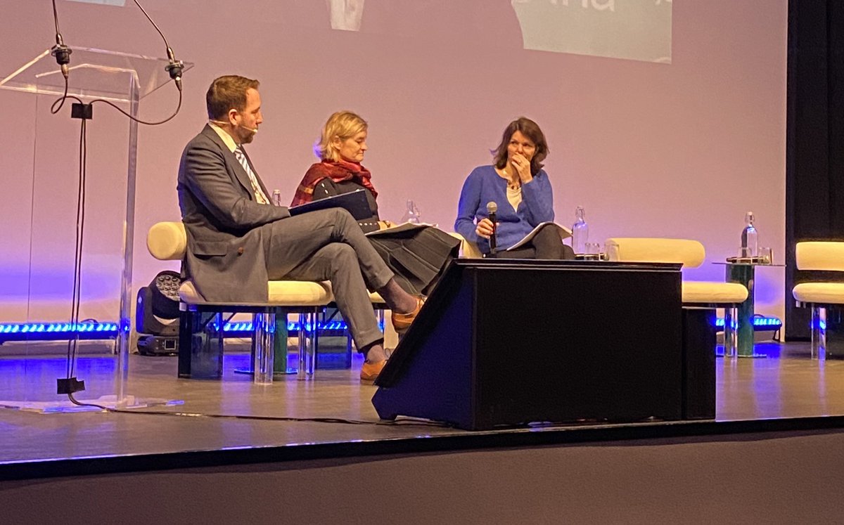 With an even higher #Renewable share #hydropower has a huge potential to give the flexibility and storage needed says @MWorsdorfer in a discussion with Emmanuelle Verger @EDF_Hydro and Eddie Rich @IHA at the #EUHydropowerAlliance event today