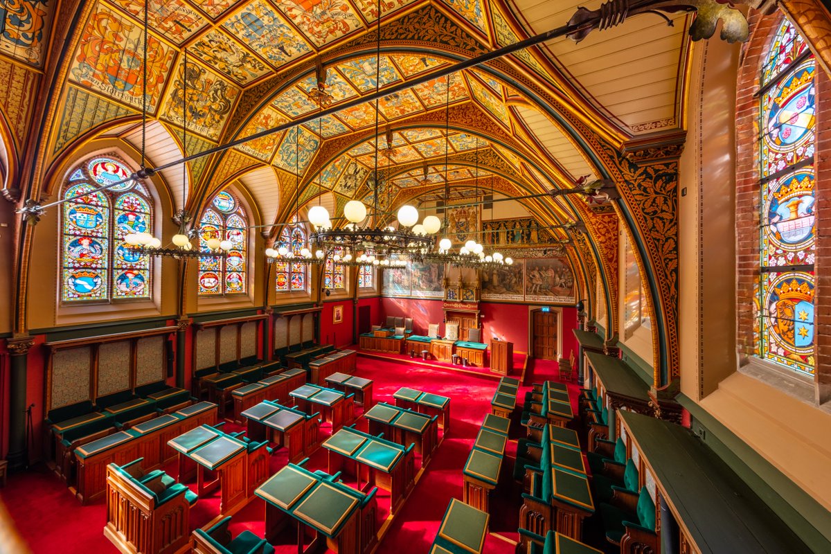 Wolst in moarnskoft fan tichteby meimeitsje hoe’t Steateleden debattearje oer wichtige saken yn de provinsje Fryslân? En bist benijd nei de gong fan saken yn it Provinsjehûs en de Steateseal? Kom dan langs als Gast van de Staten! Meer informatie ➡️  fryslan.notubiz.nl/info/ynformaas…