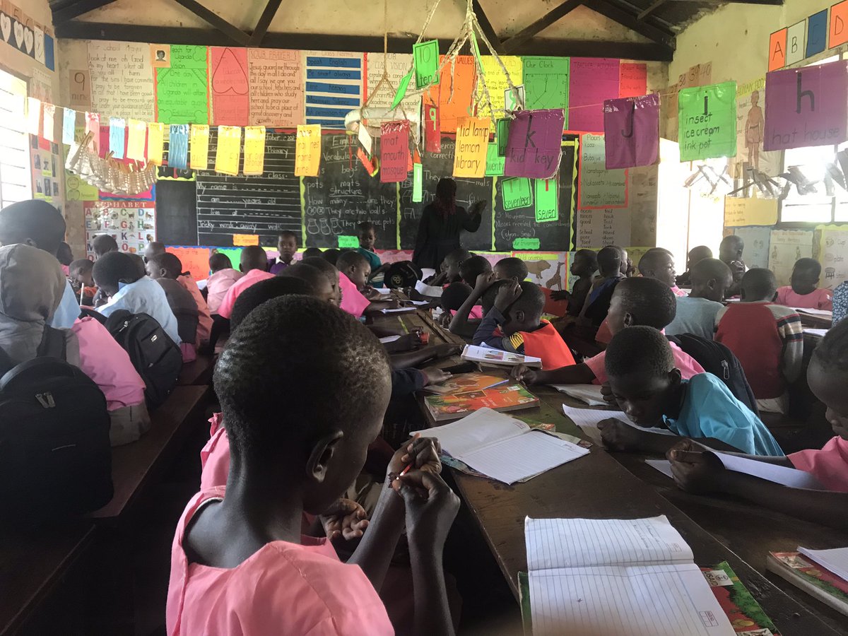 mukizajoram's tweet photo. Yesterday my day at Mugema p/s Kayunga district was spent observing @TEACH4UG ‘s fellows teach, interacting with administrators and learners. One learner seeks to be a pilot such that he can earn and take care of his community. The WHY exhibits Ubuntu. @Comrade_Otoa @Kassaga4UG https://t.co/76FphUZ88s