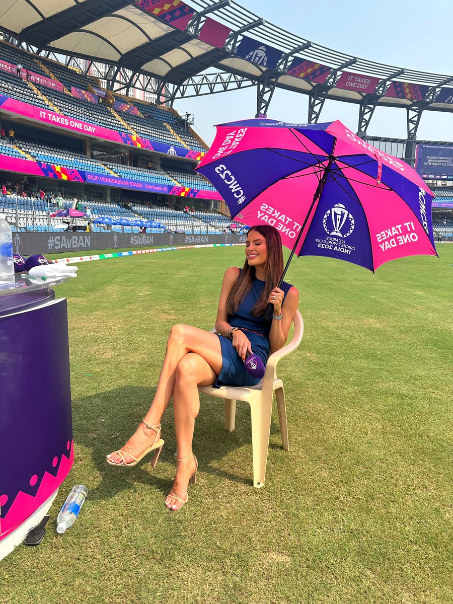 Absolutely 💯 % not a princess, the @cricketworldcup crew are just saints 🫣😜 Scorcher here in #Mumbai for #SAvBAN #cwc23