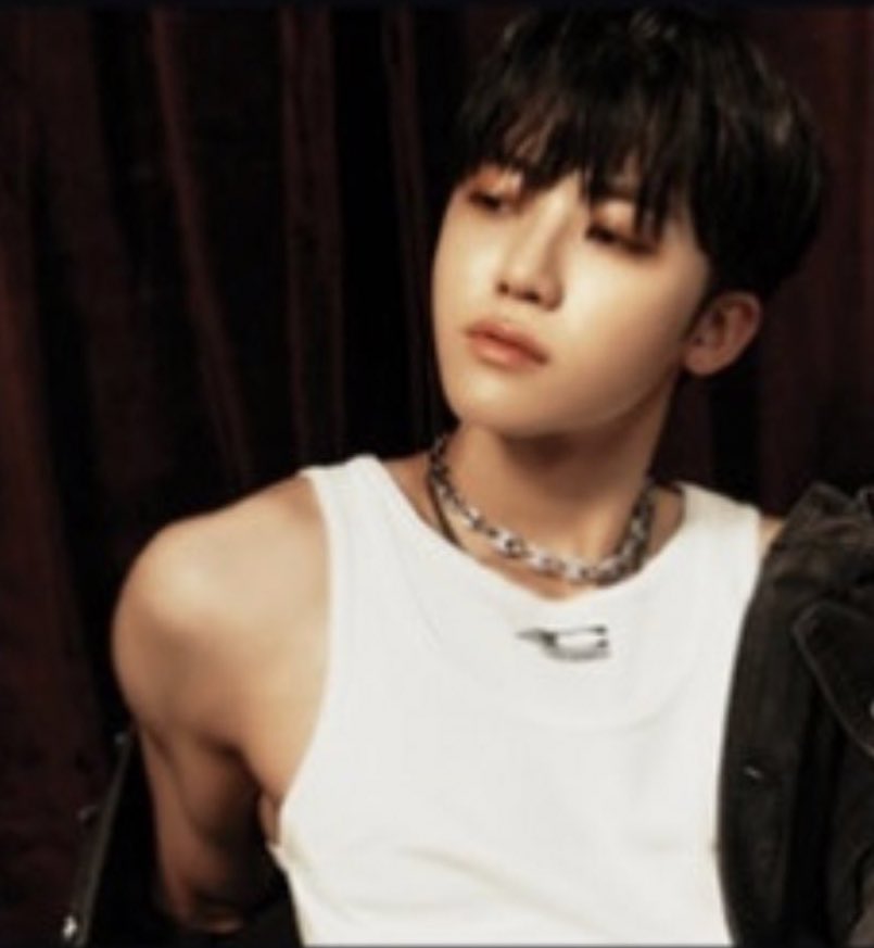 까우 lll tweet media