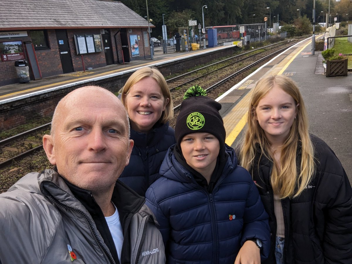 philpott70's tweet photo. All four #Falmouthhoops en route to The Hawthorns ,can't beat a half term @QPR away trip ! COYRS
#keepthefaith #wbavqpr https://t.co/lW3Ltx3VE6