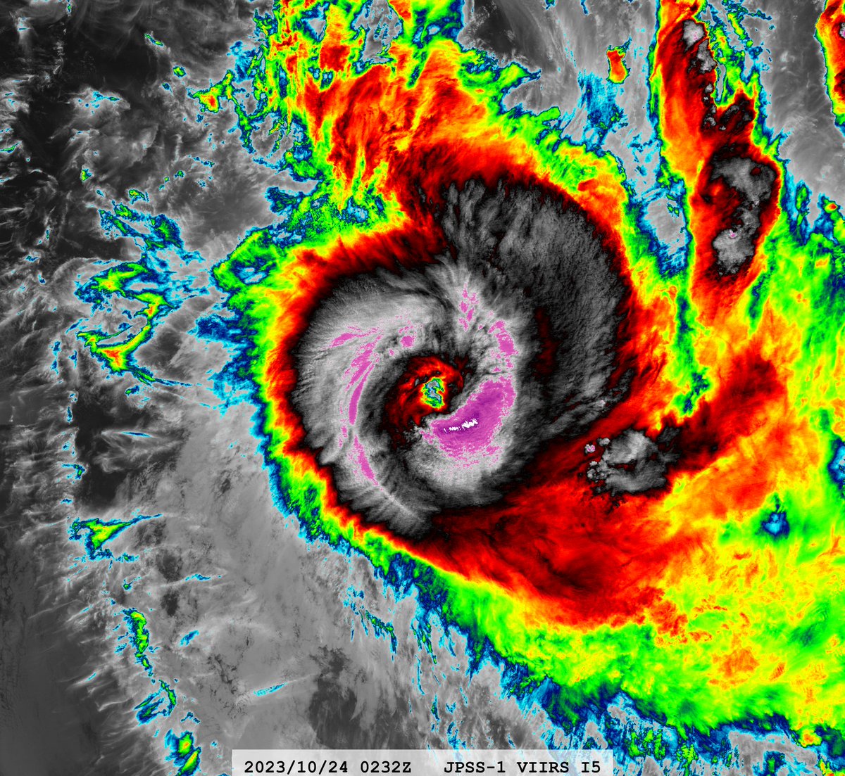 zeb199818's tweet photo. #01P Tropical Cyclone #LOLA
Satellite: #NOAA20 #JPSS1 #VIIRS
Time : 2023/10/24 0232Z https://t.co/lUpJ6wQqS3