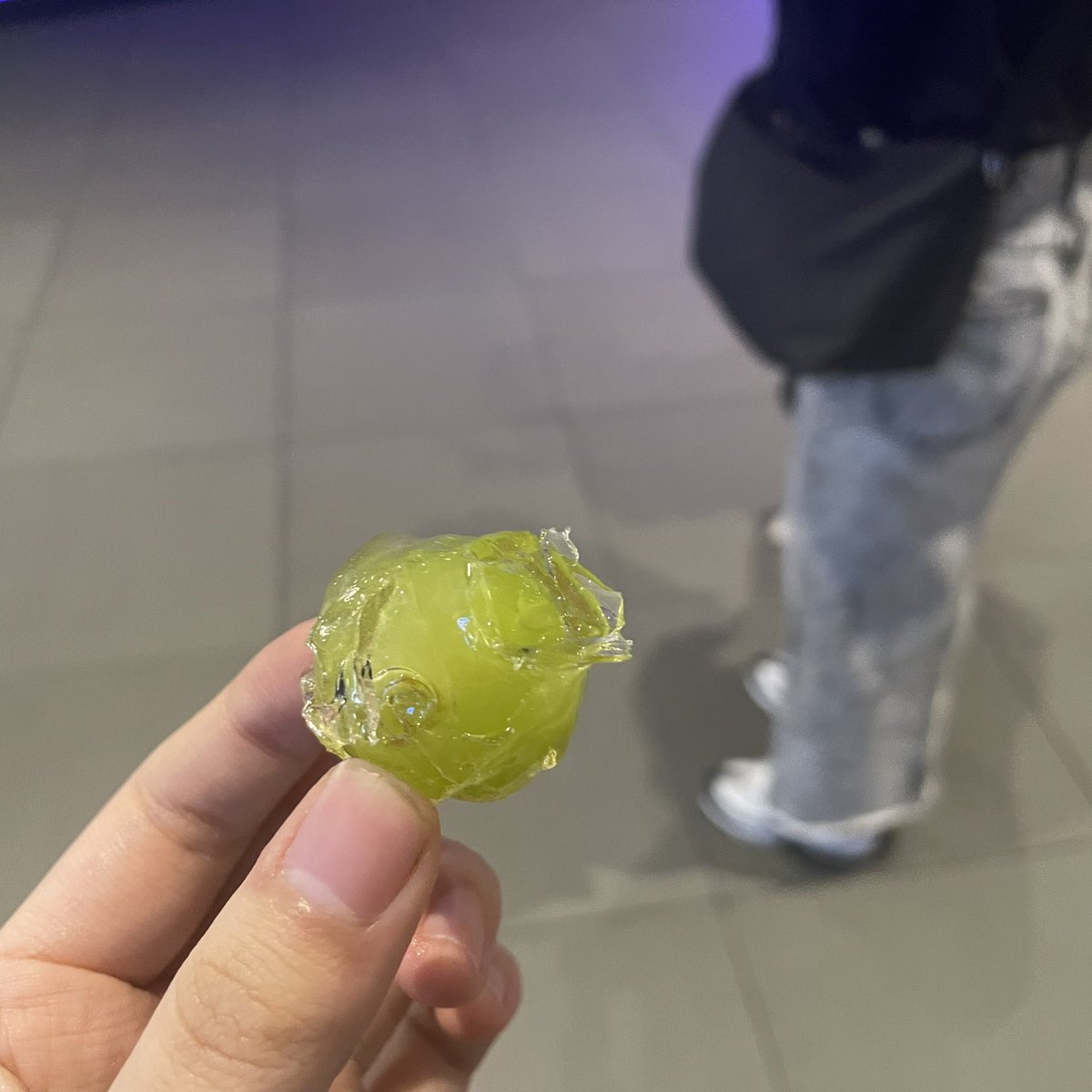 พ่อค้าแทยง : ขอโทษนะครับ ฟันยังโอเคกันอยู่รึเปล่า รอให้ละลายสักหน่อยแล้วค่อยทานนะครับ..
555555555555555555555555555555555555555555555555555555555555555555 พี่