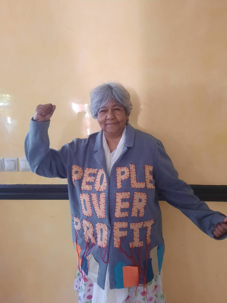 CSOPartnership_'s tweet photo. 📢THE #CPDE #UNMETGALA COMES TO #MOROCCO!📢We sent our #PEOPLEOVERPROFIT attires & bandanas to partners who went to the #IMF-#WorldBank meetings! #CSOPartnership #CivilSociety #Development #DevCoop #CSOs #EnableCSOs #EnablingCivilSociety #Agenda2030 #SDGs #DevelopmentFinance #Aid https://t.co/awgTPyrq0k