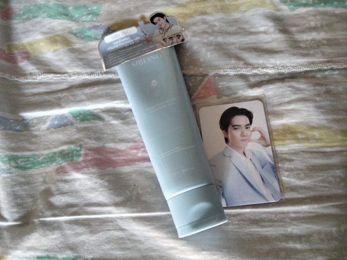 uixute77914's tweet photo. ส่งต่อเจลล้างหน้าแบรนด์ Sibling เหลือประมาณ 85-80%  ใช้แล้วไม่ค่อยถูกกับหน้าเลยอยากส่งต่อ
❌ไม่มีกล่องให้น๊า
✅แถม���าร์ดพี่ยอร์ชให้ด้วยคับ
📦210-. ค่าส่ง30 ส่งแฟลชน๊า
.
.
#สกินแคร์ #สกินแคร์มือสอง #ส่งต่อสกินแคร์มือสอง #sibling #ซิบบลิ้ง #เจลล้างหน้าซิบบลิ้ง https://t.co/PO0PwvdNme