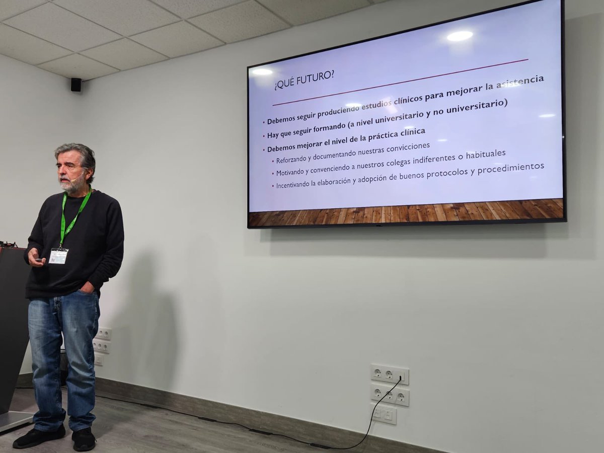 Las charlas de Mauro son intensas en datos y en reflexión. Para saber en qué se puede mejorar tendremos que ser críticos sobre lo que hacemos mal. Futuro que implica investigar, invertir en futuros profesionales implicados y mejorar la práctica clinica. Tomamos nota. #vyvadays23