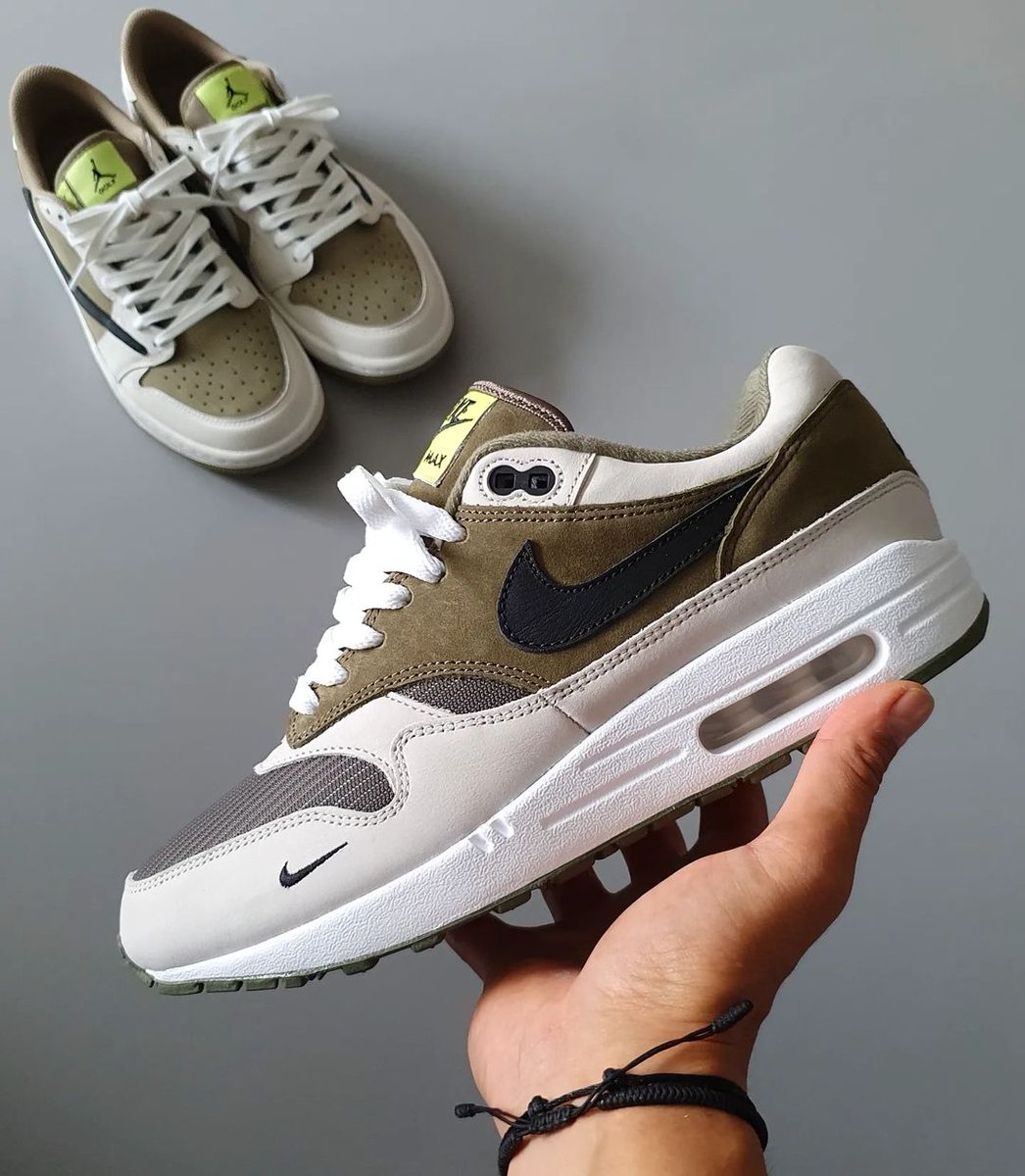 The Sole Supplier tweet media