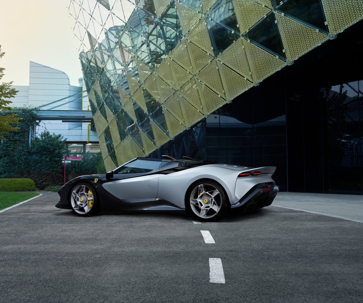 #FerrariSP8 😍

#Ferrari #SpecialProjects #F8Tributo #oneoff