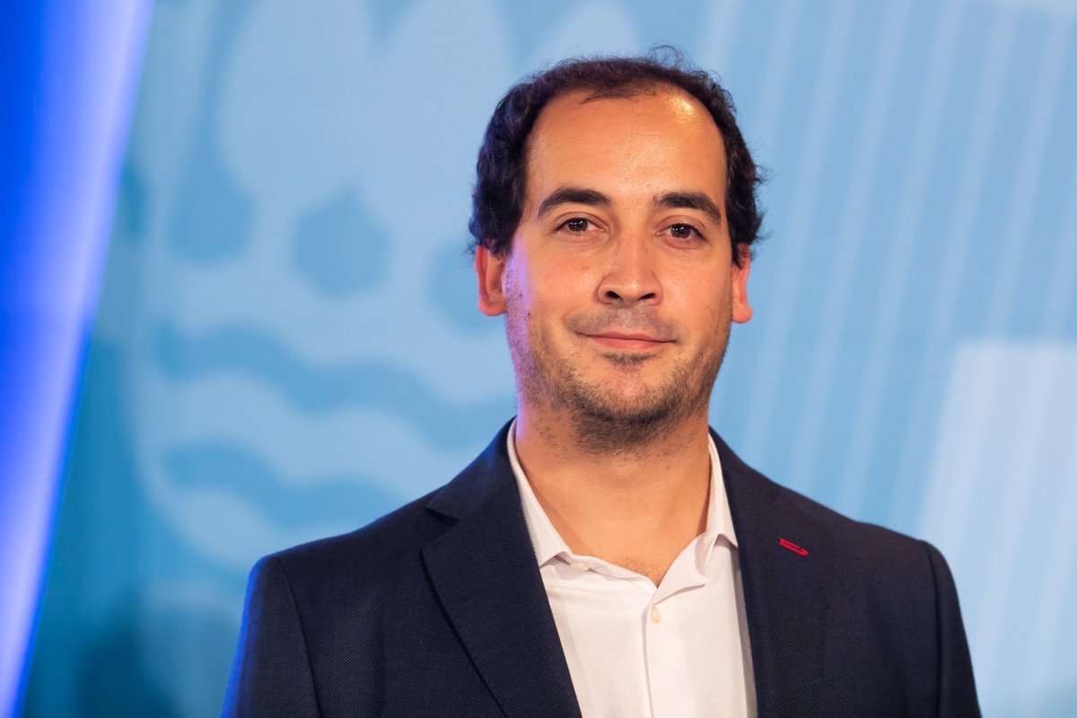 BCMaterials (@bcmaterials) on Twitter photo 📌Do not miss today <a href="/txemap23/">Txema P.A.</a> talk on the Ibero-American Seminars on Magnetism and Magnetic Materials: “Advanced characterization of magnetic materials: neutrons and X-rays to the rescue”.
⏲️ 4 PM (GMT+2)
💻 meet.google.com/zzd-uqtb-fhf?h… 📌Do not miss today <a href="/txemap23/">Txema P.A.</a> talk on the Ibero-American Seminars on Magnetism and Magnetic Materials: “Advanced characterization of magnetic materials: neutrons and X-rays to the rescue”.
⏲️ 4 PM (GMT+2)
💻 meet.google.com/zzd-uqtb-fhf?h…
