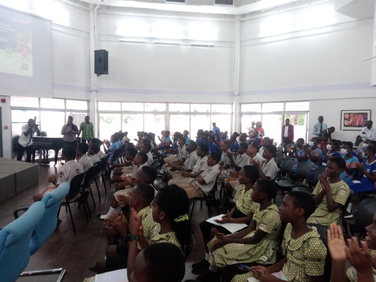 DovuOhene's tweet photo. Fact: Exposure to lead can affect multiple body organs and is particularly harmful to young children. 

As part of the campaign to mark the #LeadPoisoningAwarenessWeek, young people are being educated on the causes and how they can join the fight against lead poisoning
#SBC #PECP https://t.co/KnP5GTQE57