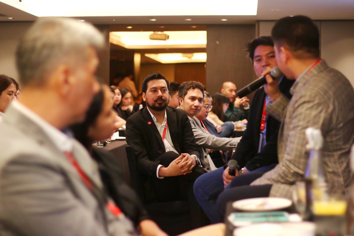 Viber4Business's tweet photo. 🇵🇭 Our team thanks Viber’s messaging partner @8x8 for hosting an engaging event with brands and inviting us to talk about the superapp advantage Viber for Business offers to brands. Here is to a fruitful collaboration ahead! 💪🏻 https://t.co/opbRjPyD6o