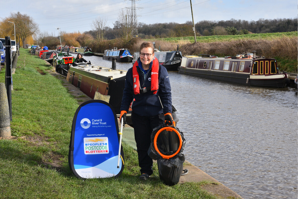 It's more important than ever that we all work together to tackle the problem of plastic pollution. 

Help us to #KeepCanalsAlive and stop plastic becoming part of our nature. Join the #BigPlasticPickUp 👇

canalrivertrust.org.uk/news-and-views…