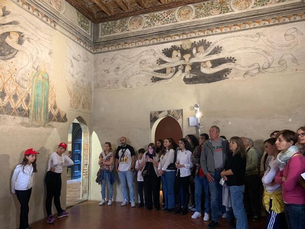 monumentiaperti's tweet photo. Un weekend di #MonumentiApertiFerrara che ha emozionato! 🏛️ Grazie a tutti voi che avete abbracciato la cultura e la storia della nostra città. Il vostro sostegno è prezioso e insieme continueremo a preservare e promuovere il nostro patrimonio. La meraviglia non ha fine! ✨ https://t.co/Jw3TMW8WuG
