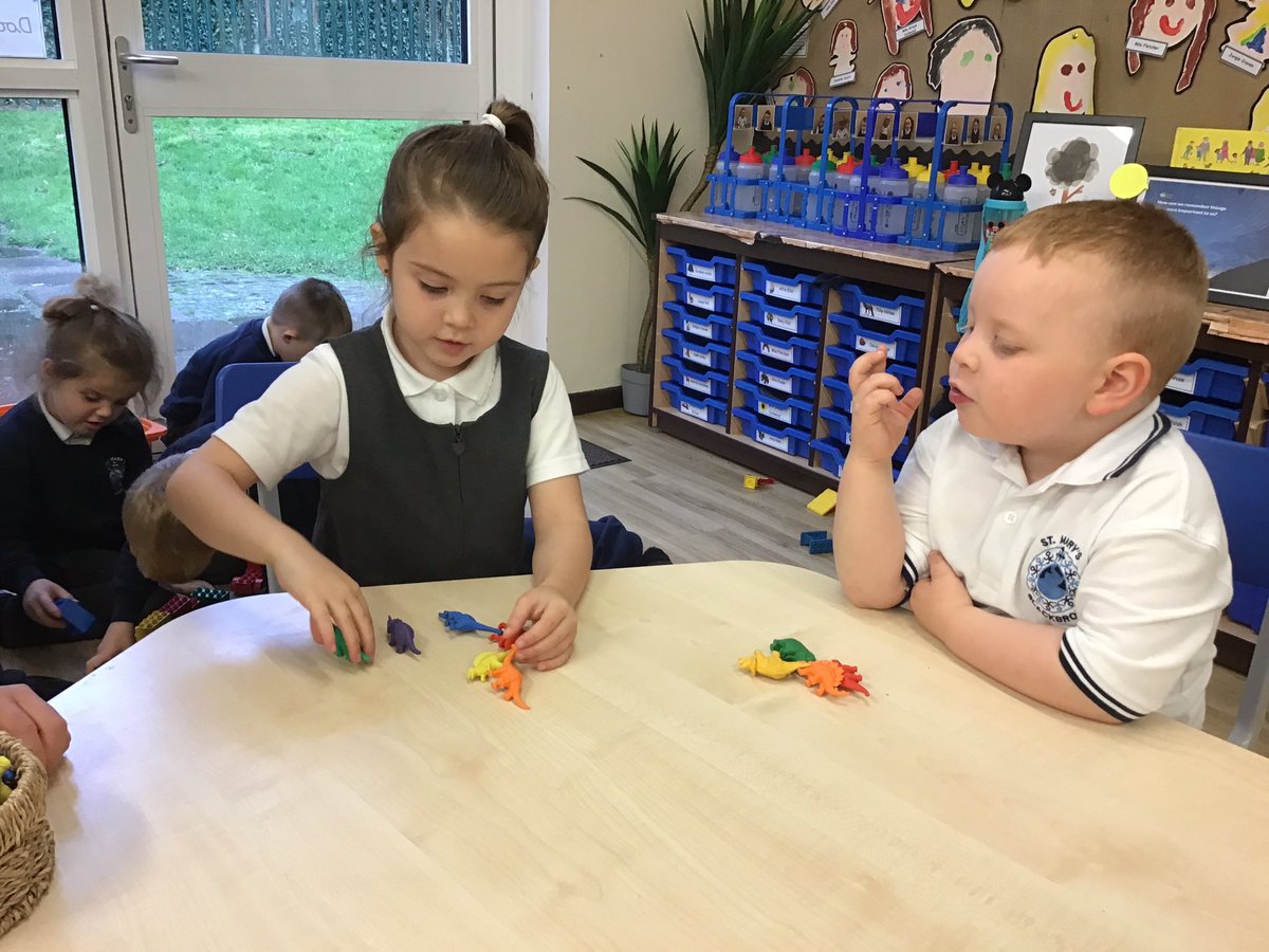 FS_BBSM's tweet photo. This week in maths we have been using the language more than and fewer than. https://t.co/8IBpK5iZJR