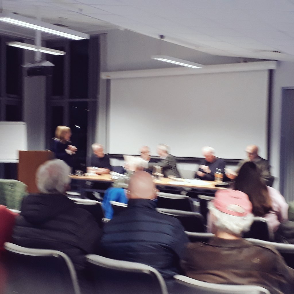 BettTogetherPIP's tweet photo. Good open discussion on #Peacebuilding  #shapingpeacetogether  #PastPresentFuture #listening #engagement #Communitygroups ground work @BLACKMOUNTAINSS  Thank you @CoisteIrish   #exploringthepast #peacetalk @FermanaghHouse &amp; everyone  who attended @FundforIreland @Ferm_Herald https://t.co/GBARSqIpYD