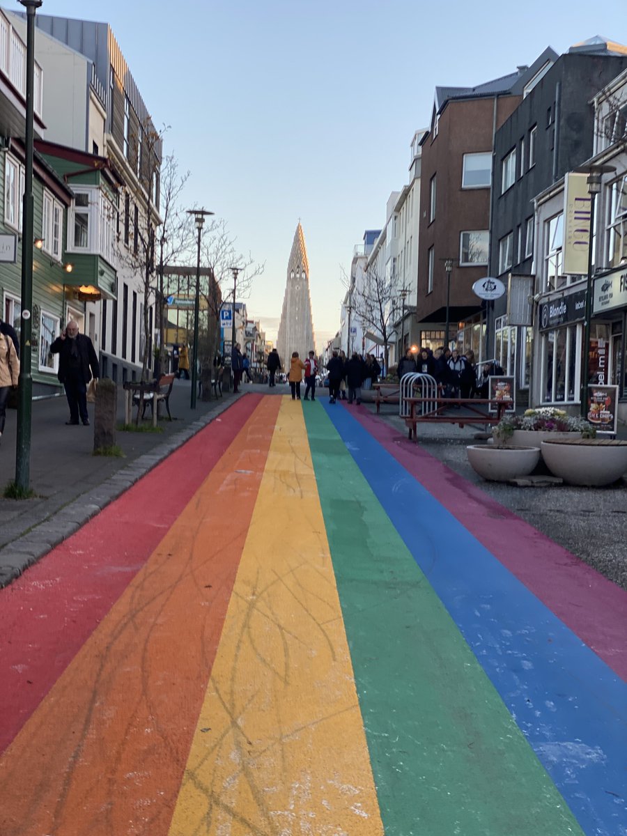 wilderntrips's tweet photo. Just like that we are home after 3 nights and 4 incredible days in Iceland. We have hiked a glacier, seen the Northern Lights, been behind a waterfall and scaled the height of another, watched a geyser erupt, walked the rainbow street and between tectonic plates all whilst ma ... https://t.co/DaXgw4MToW