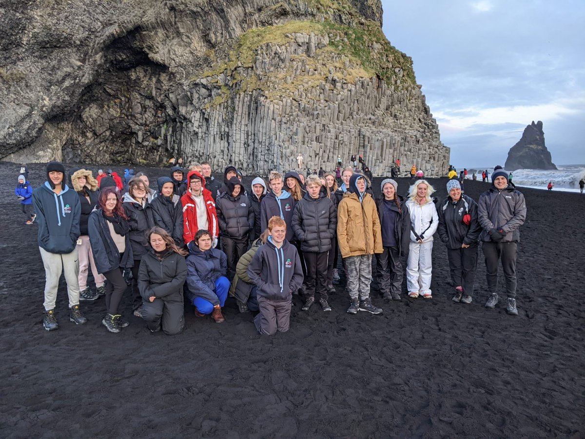wilderntrips's tweet photo. Just like that we are home after 3 nights and 4 incredible days in Iceland. We have hiked a glacier, seen the Northern Lights, been behind a waterfall and scaled the height of another, watched a geyser erupt, walked the rainbow street and between tectonic plates all whilst ma ... https://t.co/DaXgw4MToW