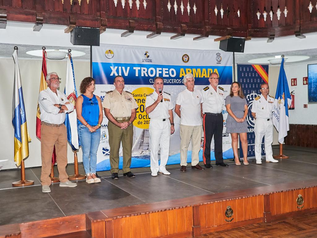 Armada_esp's tweet image. Este fin de semana tuvo lugar la XIV edición de la Regata Crucero en Canarias organizada por la @Armada_esp y @RCNTenerife
Se celebró por primera vez en aguas de #SantaCruzDeTenerife y participaron un total de 21 embarcaciones compitiendo algunas en la nueva modalidad #Corinthian