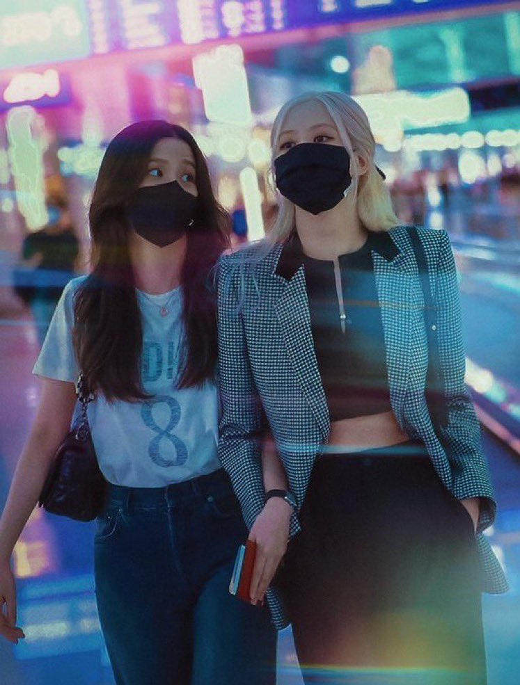 MoreRosieLessMe's tweet photo. Chaesoo rise 😂😂😂 https://t.co/3pwcMnReTI