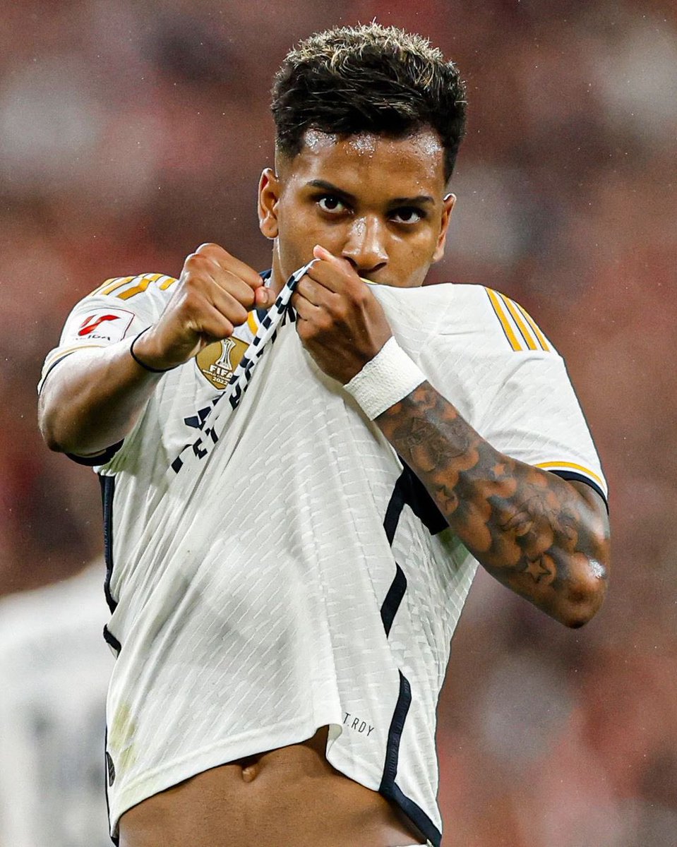 MadridismoreaI's tweet photo. 🎁 SORTEO INTERNACIONAL 🎁

Si @RodrygoGoes marca gol contra el Braga, vamos a sortear su camiseta entre todos los que den RT a este tuit y sigan a @Ctinfo_17 y a @MadridismoreaI 🤍

TODOS A PARTICIPAR 🚨 https://t.co/Szxu3eiBN3