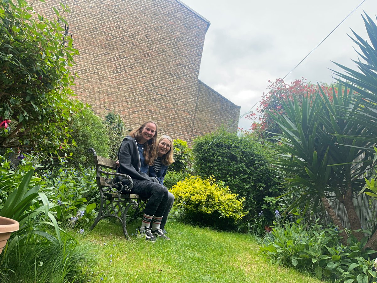 Longstanding LYN friends, Sinead (34) & Rose (76), are celebrating 3 years of friendship! “Sinead is such a lovely & caring person. I've told her so much about my life, she knows an awful lot. I don’t think she realises how important she is to me.” (Older neighbour, Rose)