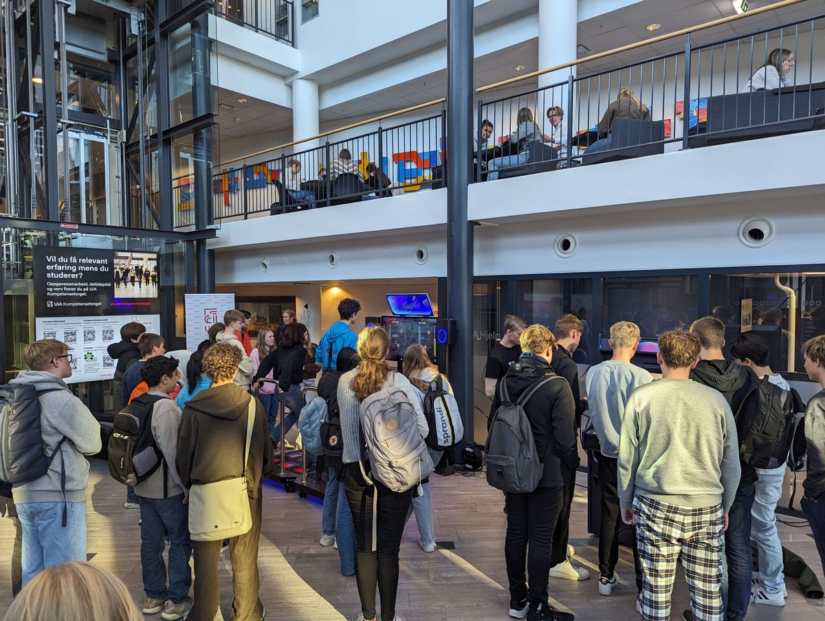 UiAEsport's tweet photo. Realfagsdagen was the perfect showcase of our academic prowess and playful spirit. We brought out StepManiaX and an arcade machine for high school students to enjoy - a thrilling fusion of technology and fun! 🕹️

https://t.co/TpQxrlYG5F https://t.co/8M1Le3DIT0