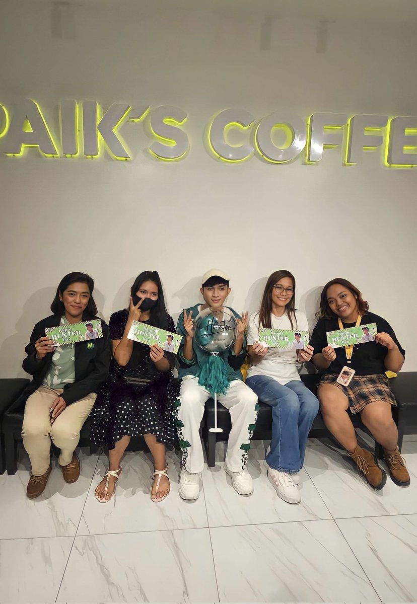 gmni_hvnter's tweet photo. Before this day ends, I simply wanted to say thank you to our MST Admins &amp; Fanbase (lumots/arrows as well) for making our birthdays so special. I hope you still enjoyed it despite how brief it was.

#MilestoneTrainees_Redefined https://t.co/R0TZ6ndEDj