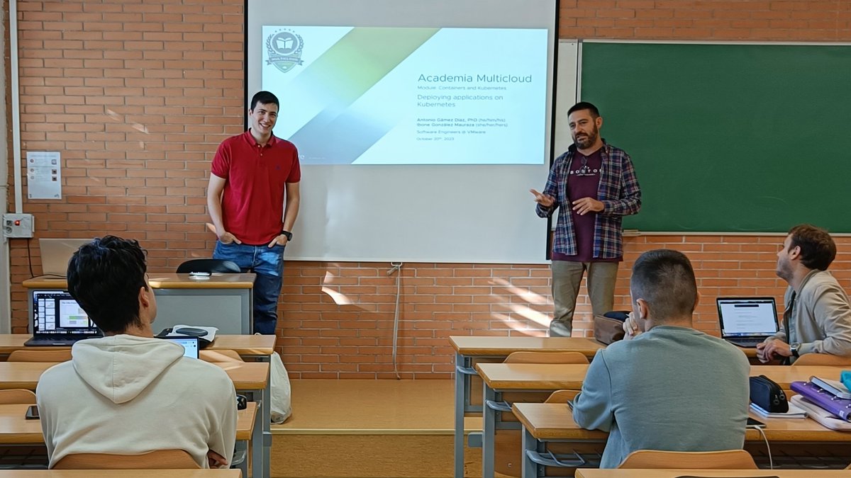 VMware_ES tweet media