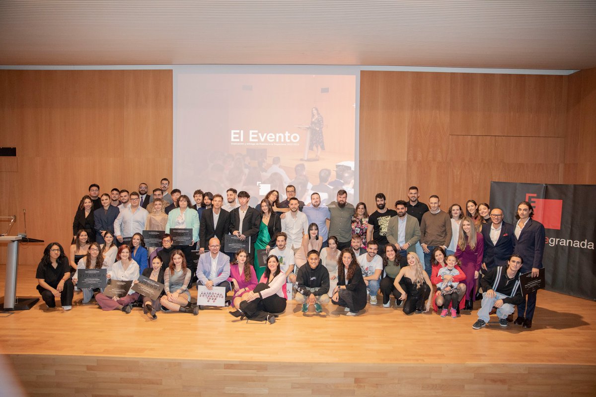 Escuela Arte Granada tweet media