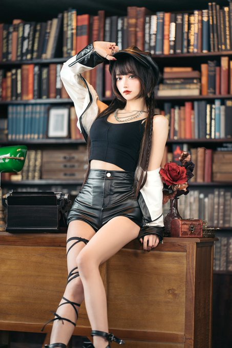 コスプレイヤーしろさきのTwitter画像2