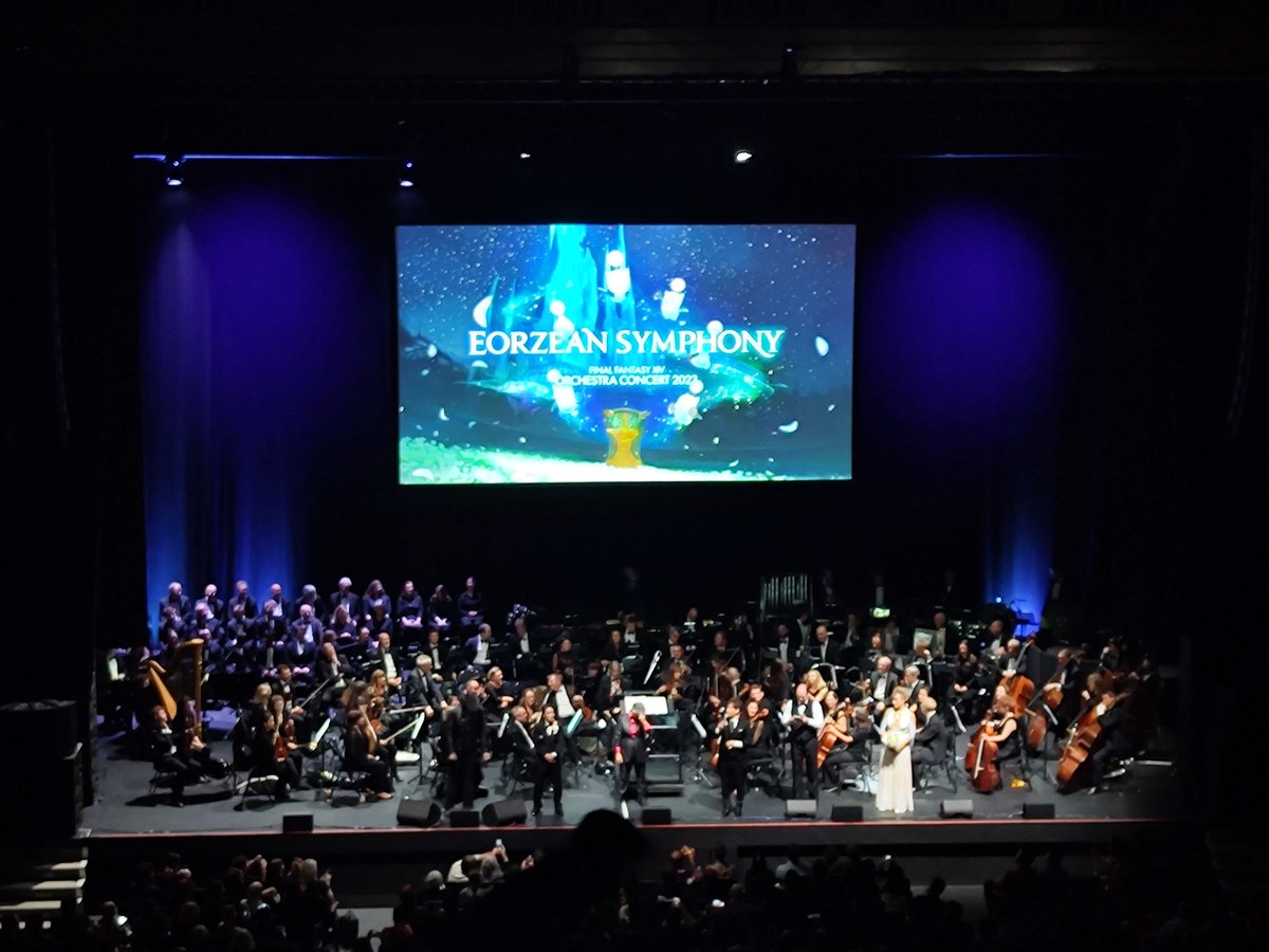 biriribright's tweet photo. #eorzeansymphony #ffxiv #FanfestWoLExchange
What a way to end the weekend!  With @ZeroNiiro @alphavanilla 

@SingingAmanda @jasoncmiller 
Thank you both for making the past few days so memorable. https://t.co/87VzxyhJ7T