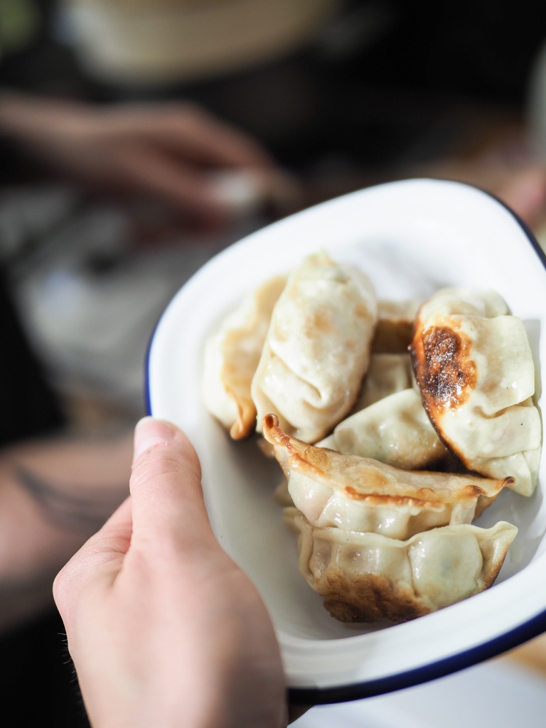 🥟 Weds
📍 <a href="/foodpark_cam/">foodPark®</a> Cambridge Science Park: 12noon-2pm

🥟 Fri
📍 <a href="/foodpark_cam/">foodPark®</a> CB1: 12noon-2pm
📍 <a href="/thirstycamb/">Thirsty Cambridge 🇪🇺</a>, Chesterton road: 6-8pm

🥟 Sat
📍 @offtbeatentruck Flourish Farm, Linton: 12noon-3pm
📍 <a href="/foodpark_cam/">foodPark®</a> Eddington, Market Square: 5-8pm

linktr.ee/guerrillakitch…