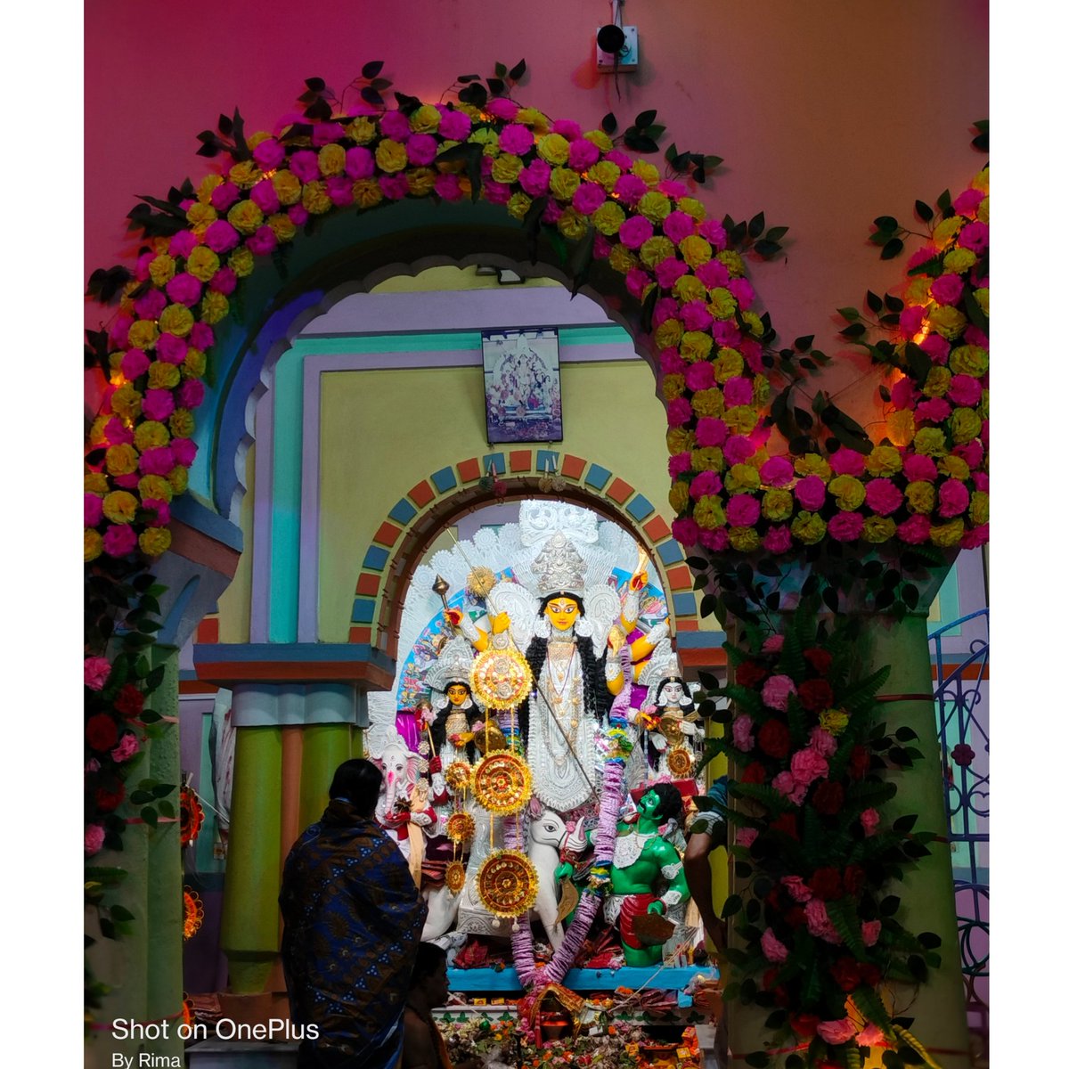 RimaChatterje's tweet photo. নবমীর রাত ✨💛💗🪷
.
.
.
.
.
#Durgapujo2023 #durgapujavibes #durgamaa #DurgaPuja #burimaatola #burimaa #NavamiSpecial #Navami #Navamioutfit #navamisorted #navaminight #FestivalOfVictory #festival #festivalfashion #festivewear #Featured #foryoupage #faishion #foryou https://t.co/DOY4iNvPrv