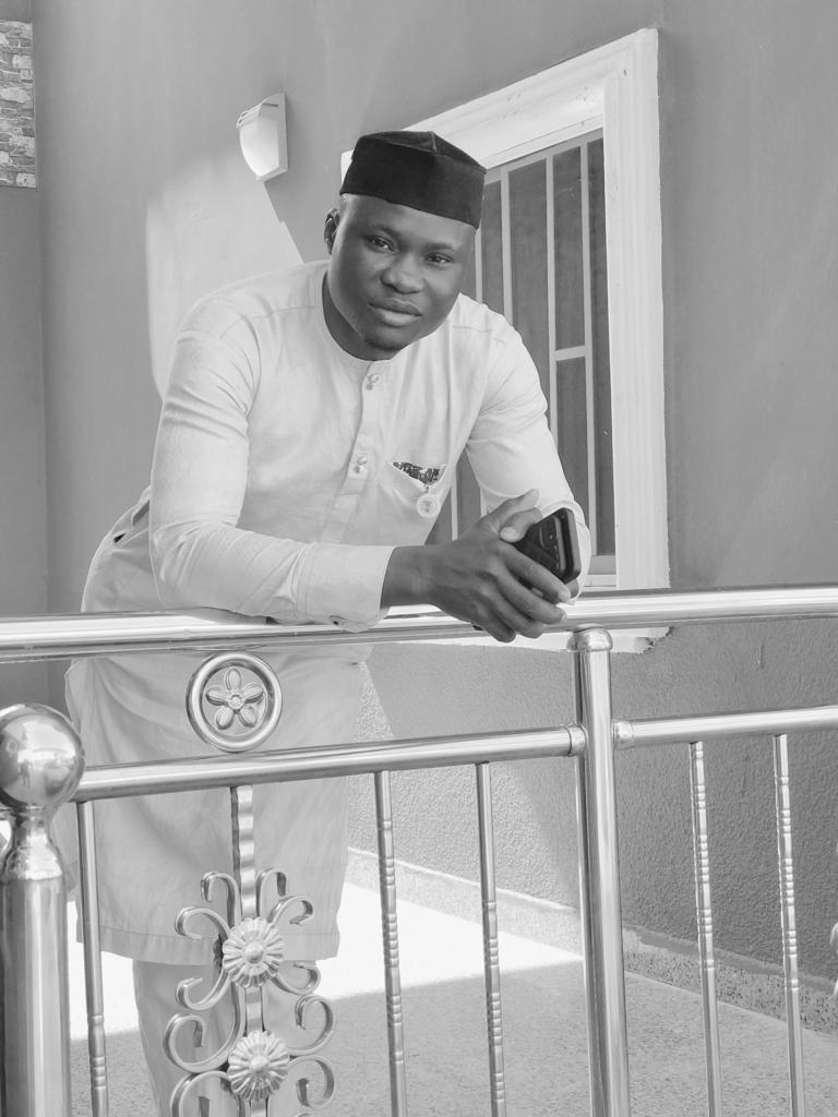 TegbeJunior's tweet photo. If you don’t give up , you will meet up , always set your hope alive. https://t.co/L7K33Kw6Qs